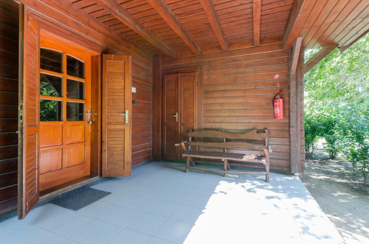 Sipito Pihenopark Hotel Pilis Exterior foto